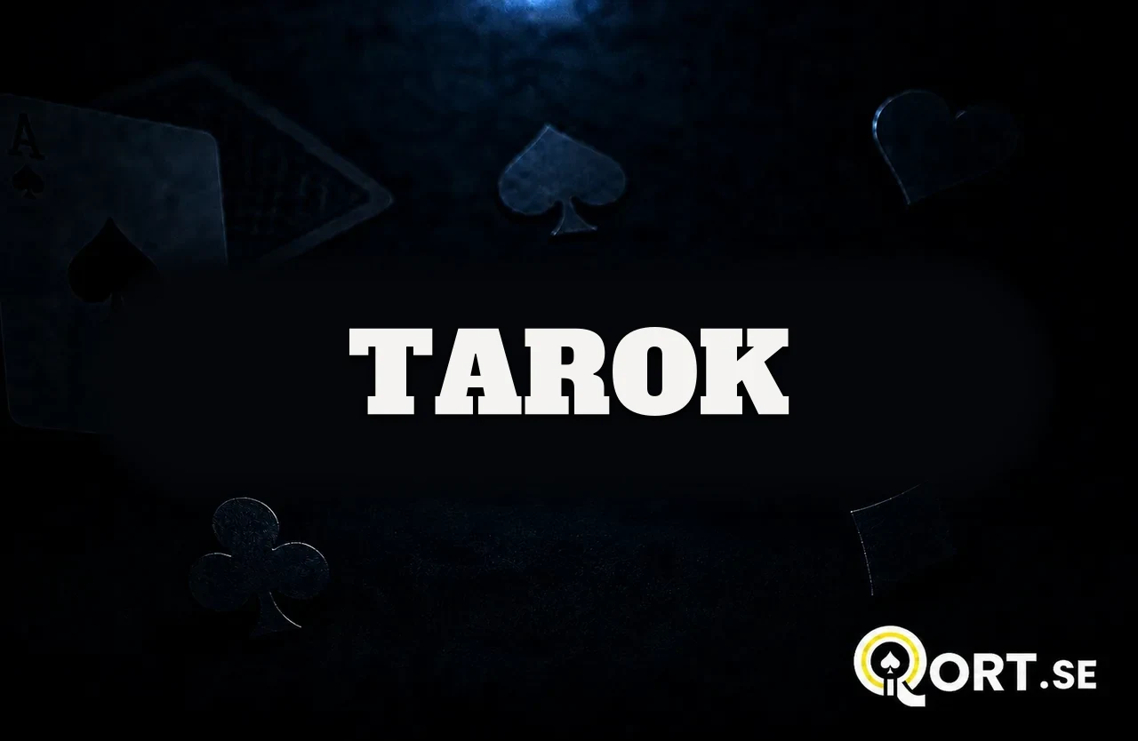 Mörkt kortbord med spelkort och färgsymboler och namnet Tarok